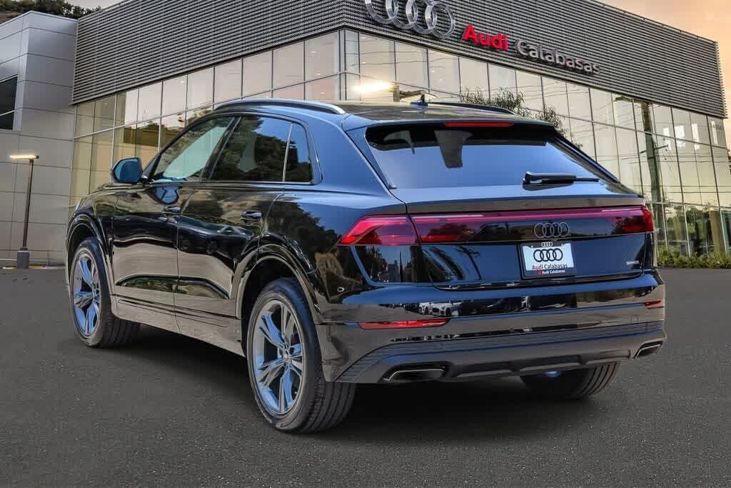 2026 Audi Q8