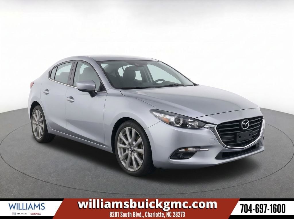 2017 MAZDA Mazda3