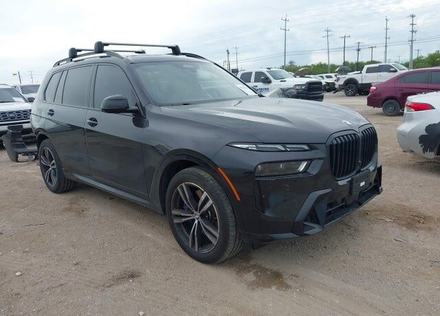 2025 BMW X7