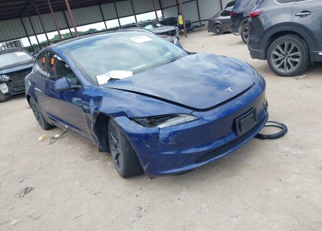2024 TESLA Model 3