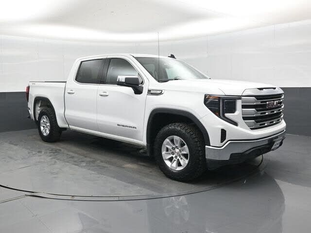 2023 GMC Sierra