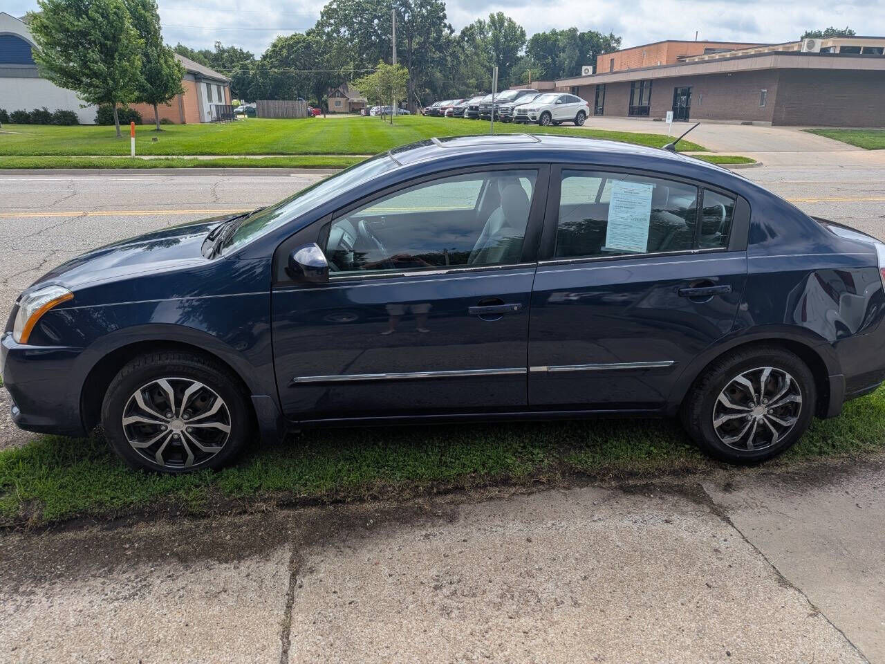 2010 NISSAN Sentra