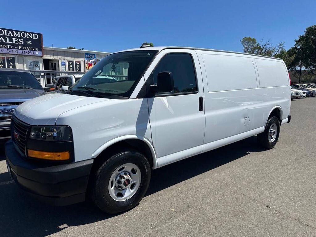 2019 GMC Savana