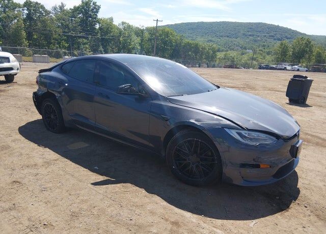 2021 TESLA Model S
