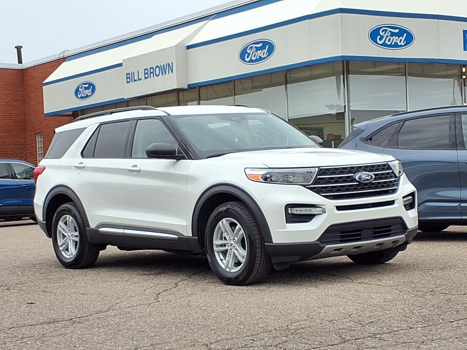 2024 FORD Explorer