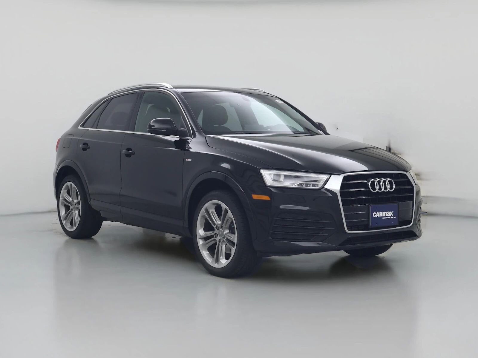 2016 AUDI Q3