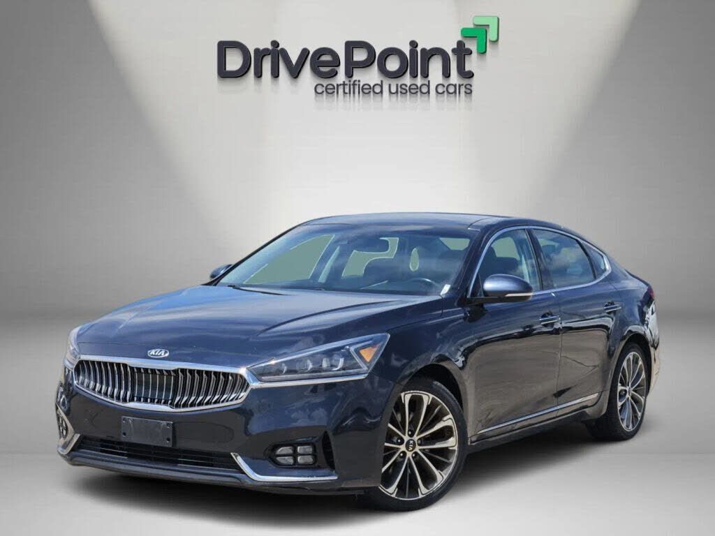 2019 KIA Cadenza