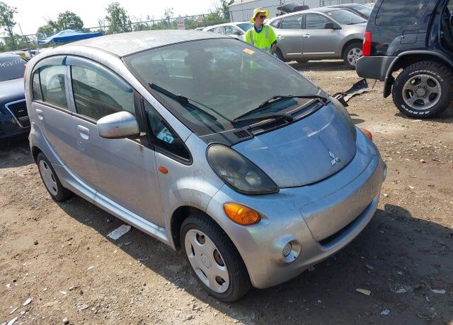 2012 MITSUBISHI i-MiEV