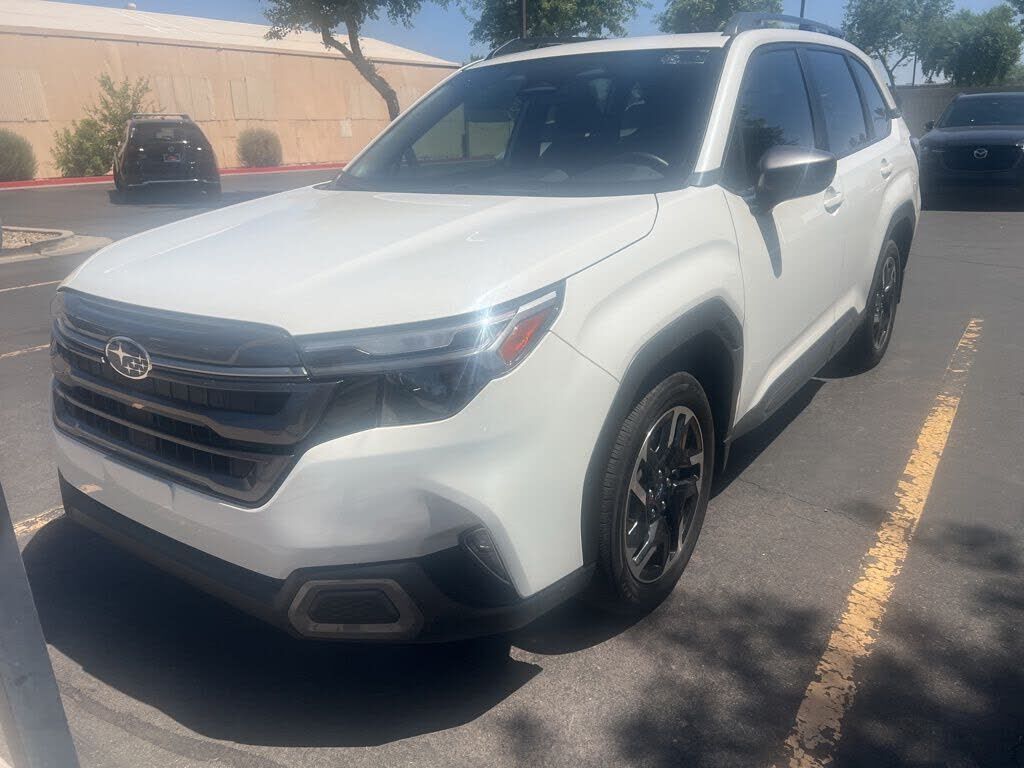 2025 SUBARU Forester