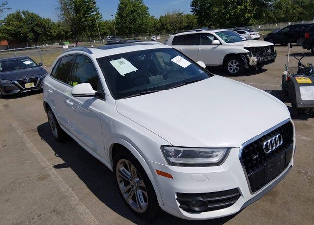 2015 AUDI Q3