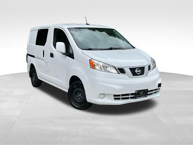 2021 NISSAN NV200