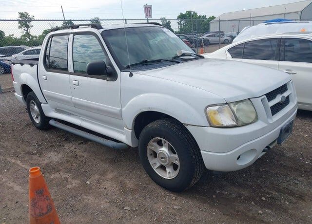 2004 FORD Explorer