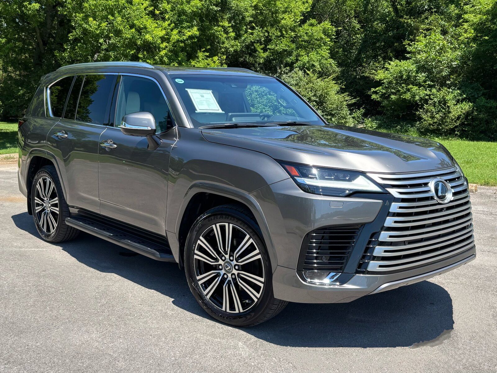 2022 LEXUS LX
