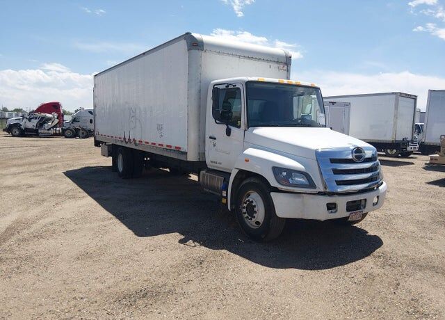 2017 HINO Conventional Type Truck