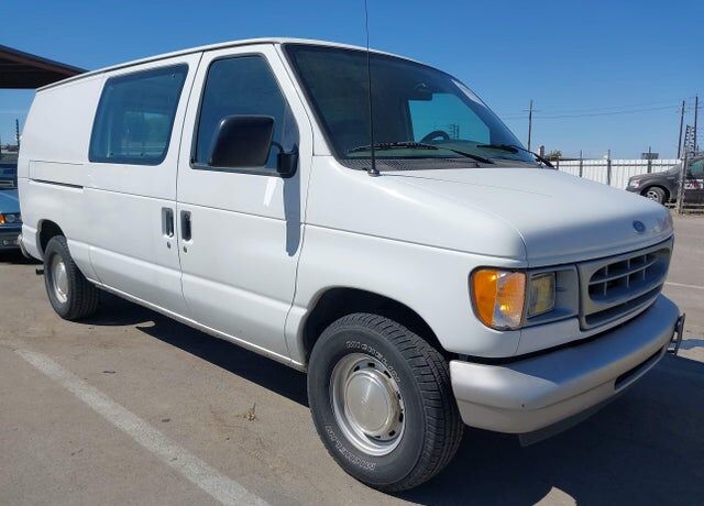 2001 FORD E-150