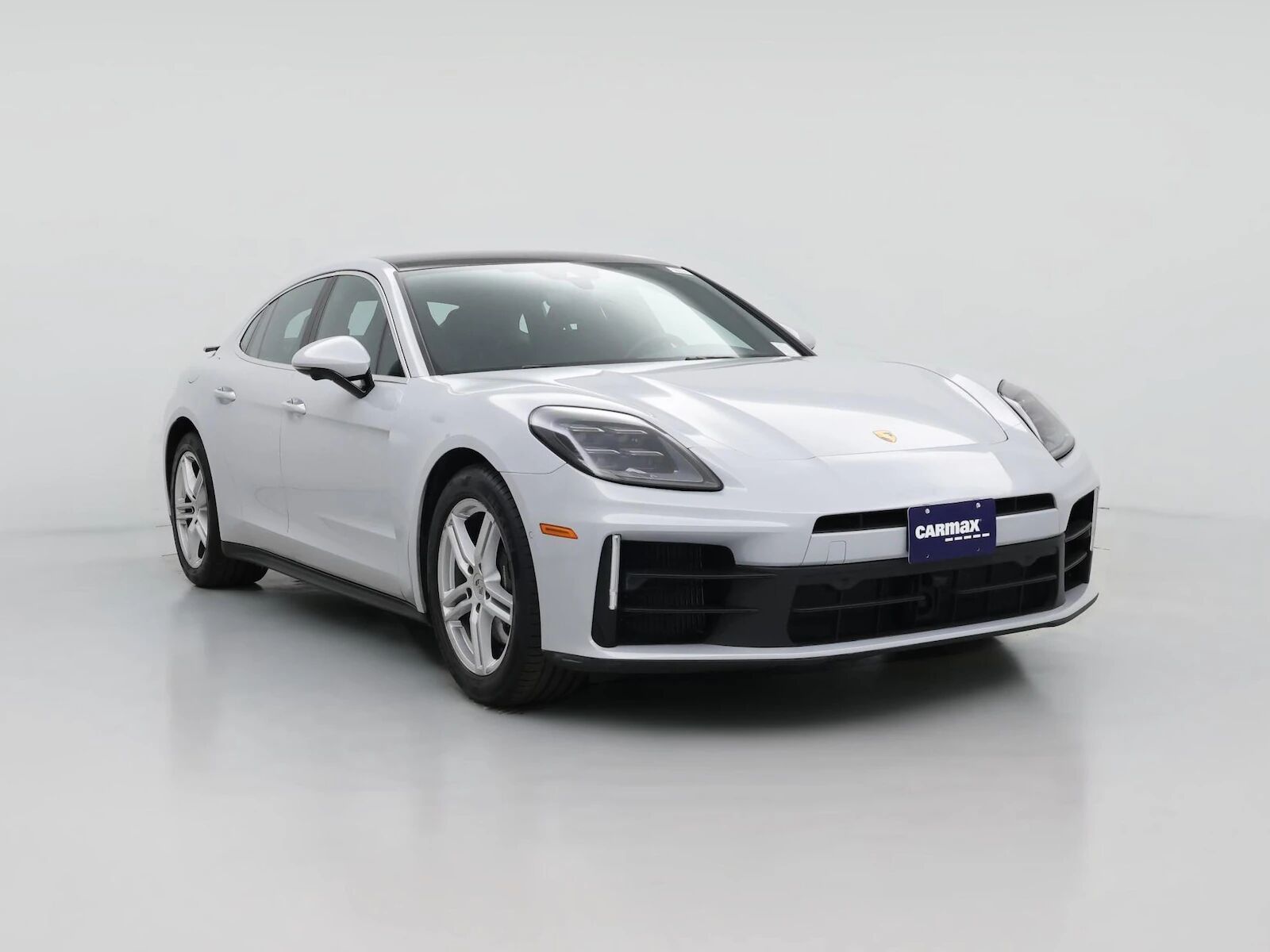 2025 PORSCHE Panamera