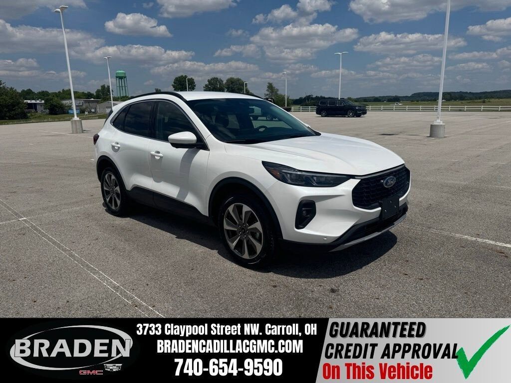 2024 FORD Escape