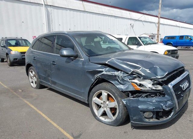 2010 AUDI Q5