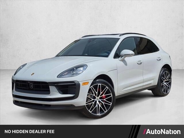 2026 PORSCHE Macan