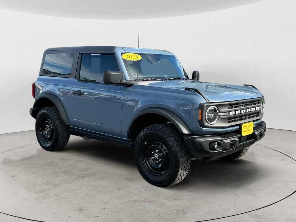 2023 FORD Bronco