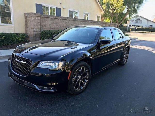 2015 CHRYSLER 300