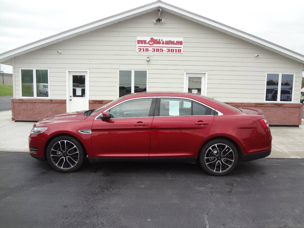 2017 FORD Taurus