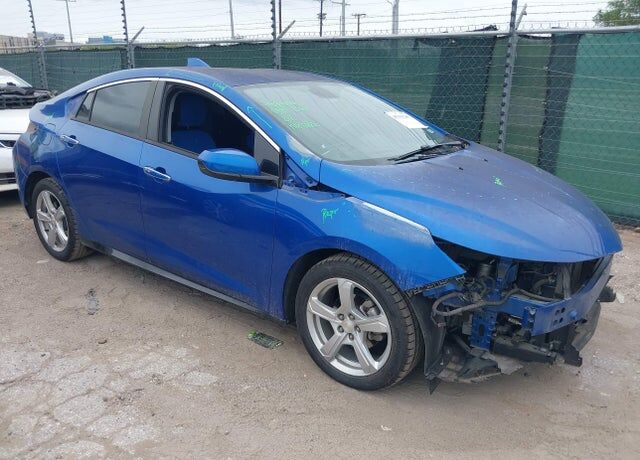 2017 CHEVROLET Volt