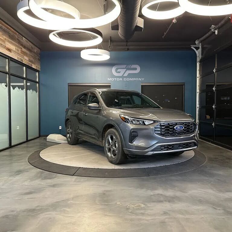 2024 FORD Escape