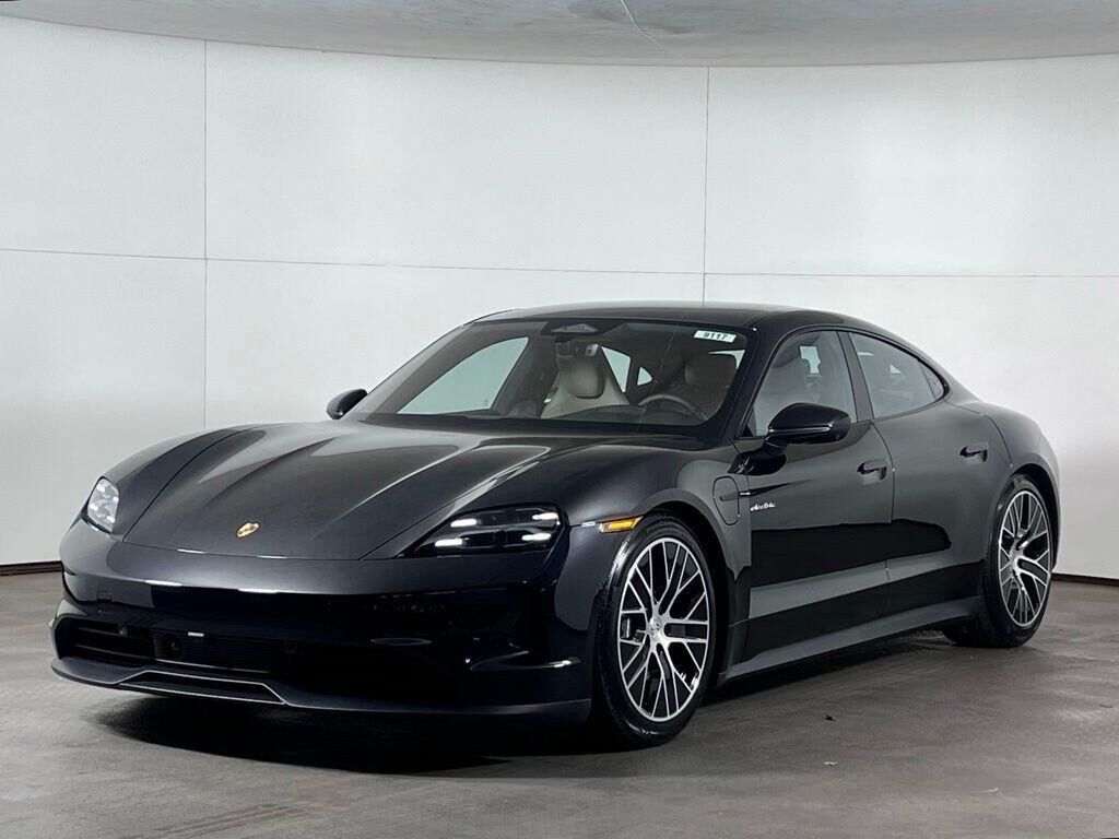 2026 PORSCHE Taycan