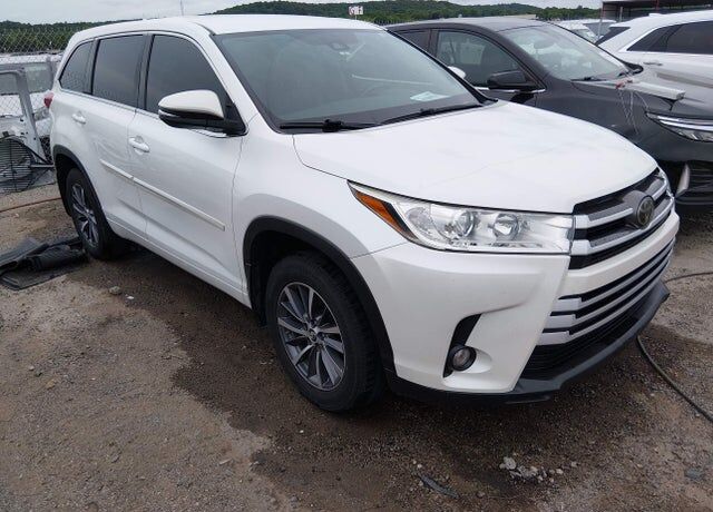 2018 TOYOTA Highlander