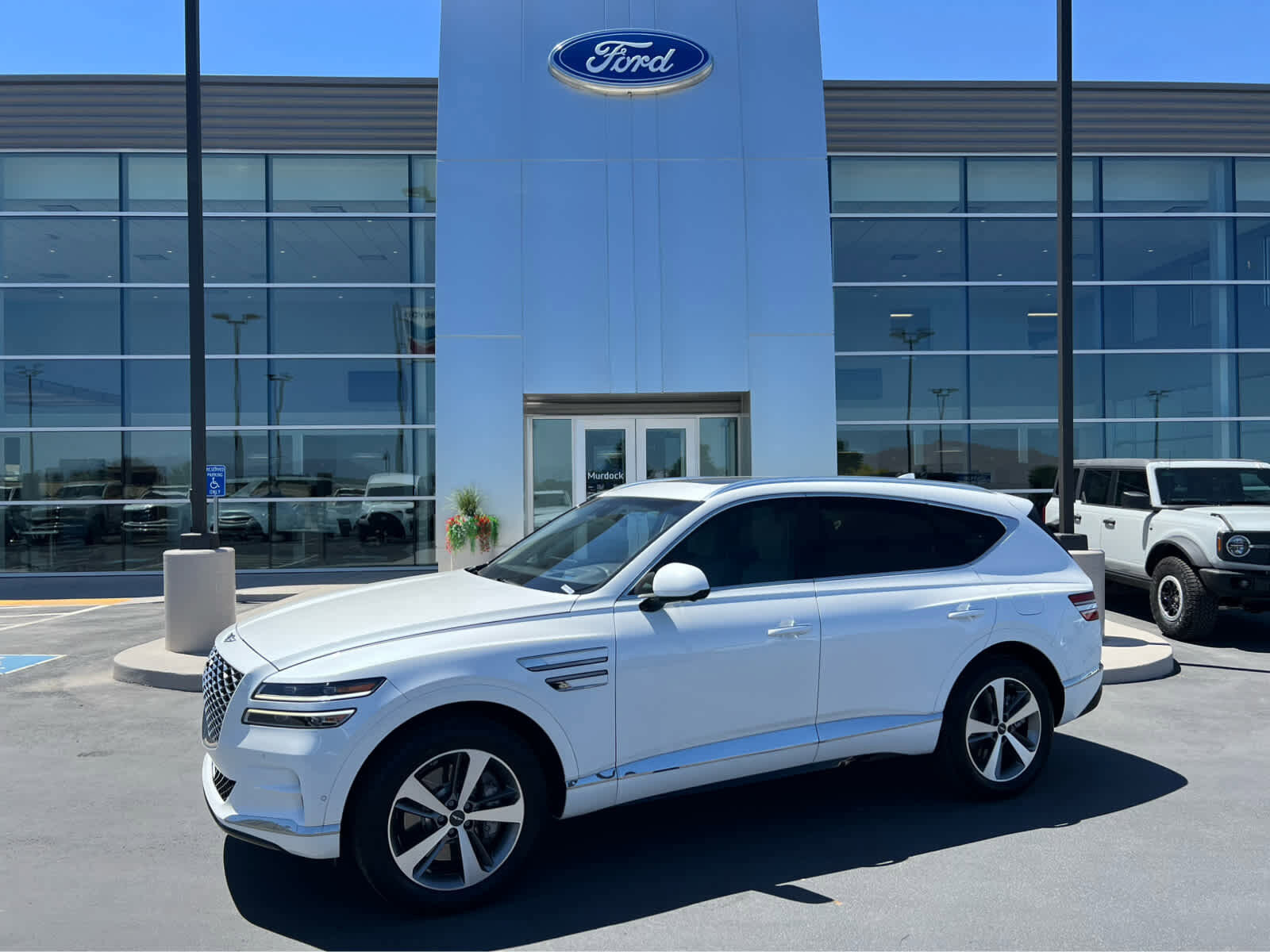 2024 GENESIS GV80