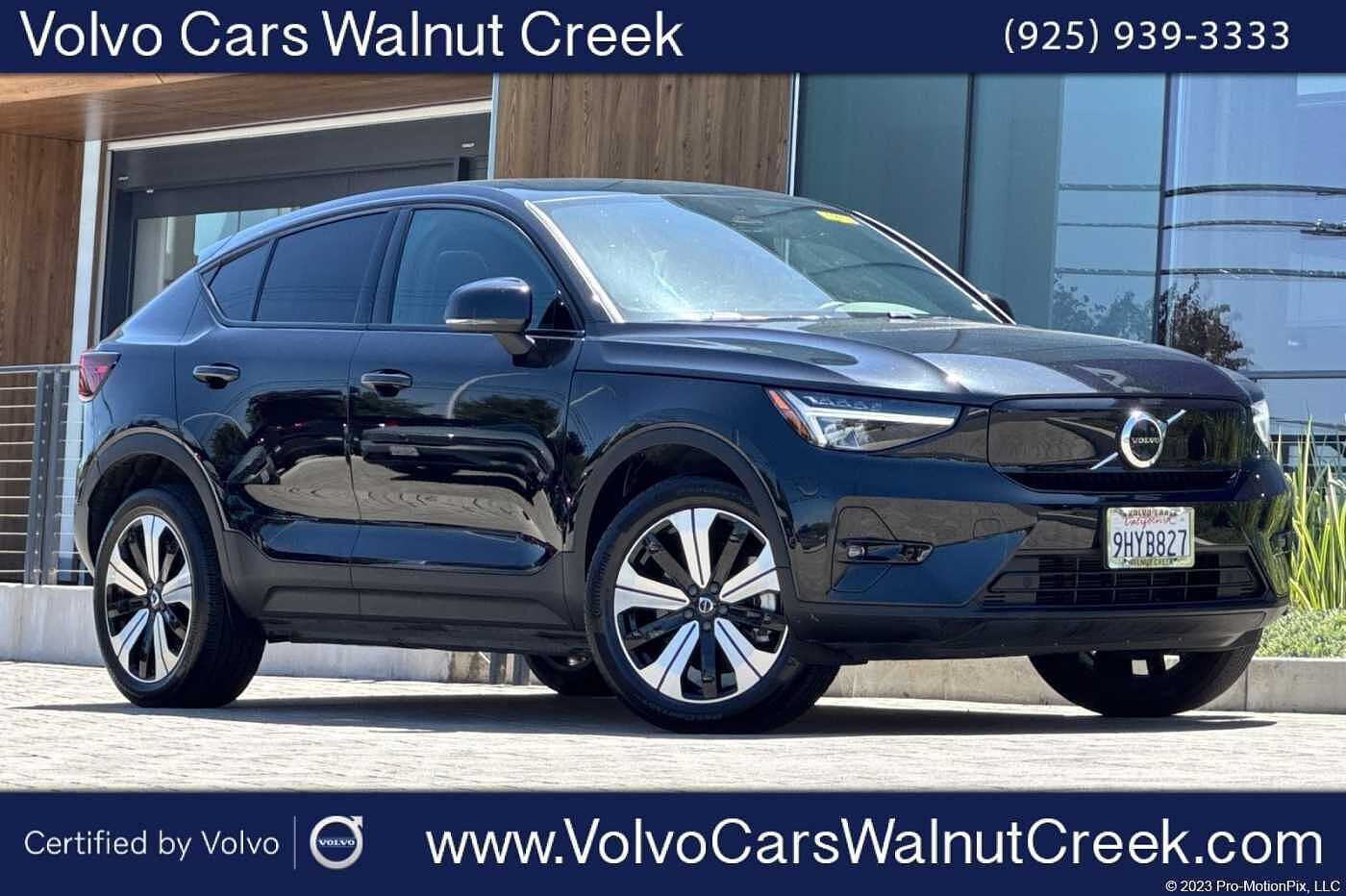 2023 VOLVO C40