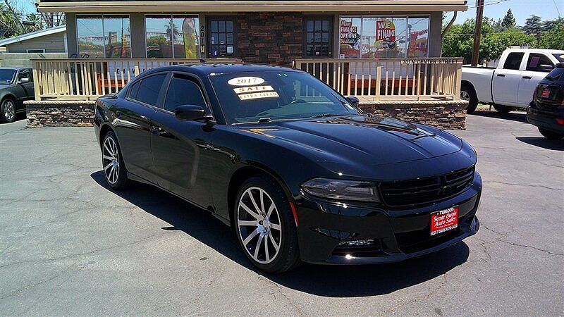 2017 DODGE Charger
