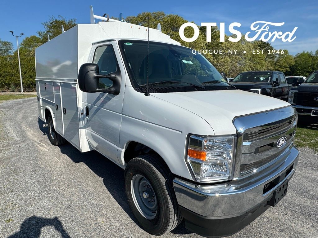 2026 FORD E-350