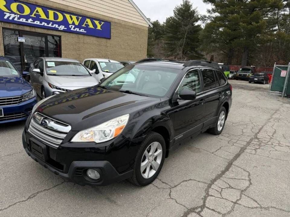 2014 SUBARU Outback