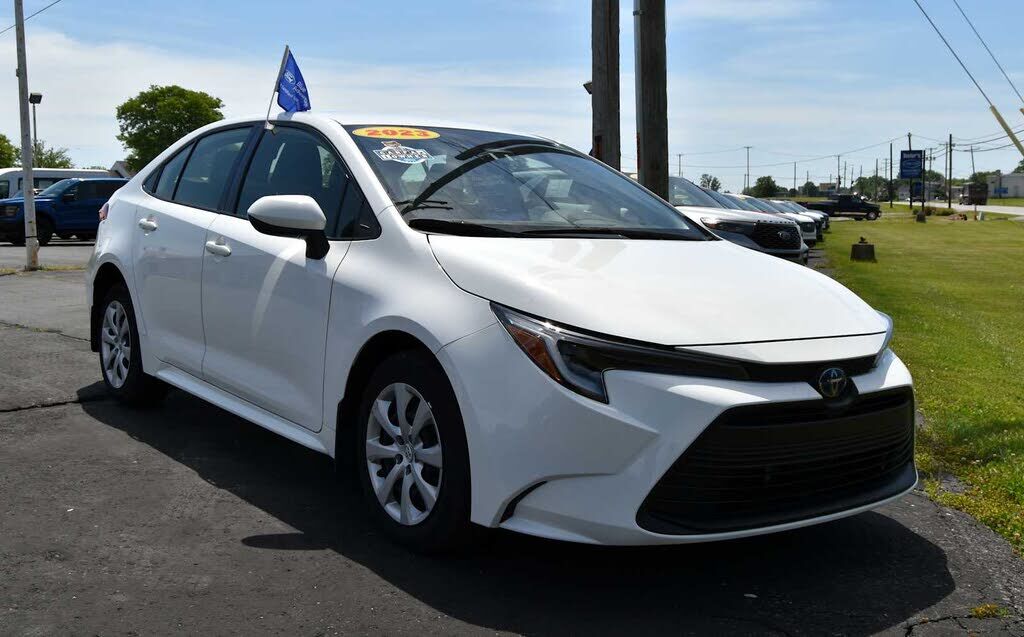 2023 TOYOTA Corolla