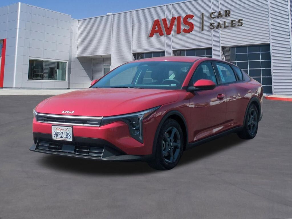 2025 KIA K4