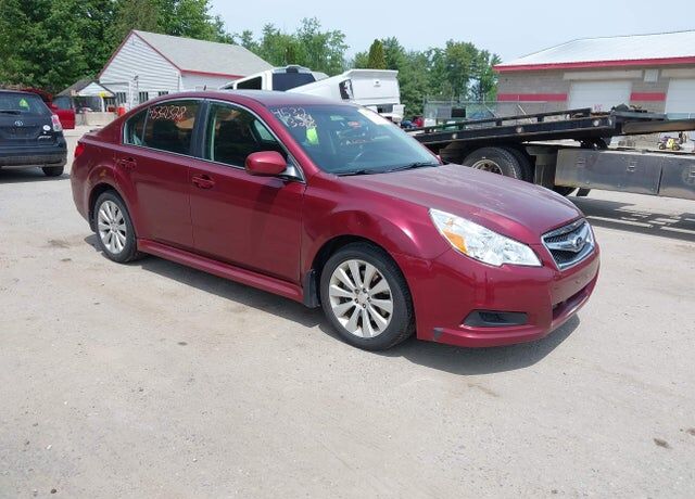 2010 SUBARU Legacy