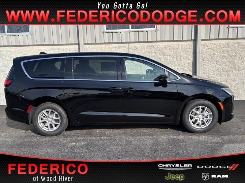 2027 CHRYSLER Pacifica