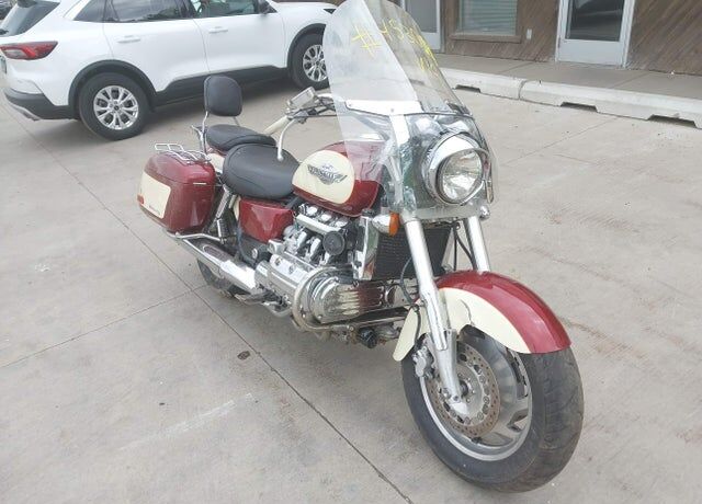 1998 HONDA GL1500CT
