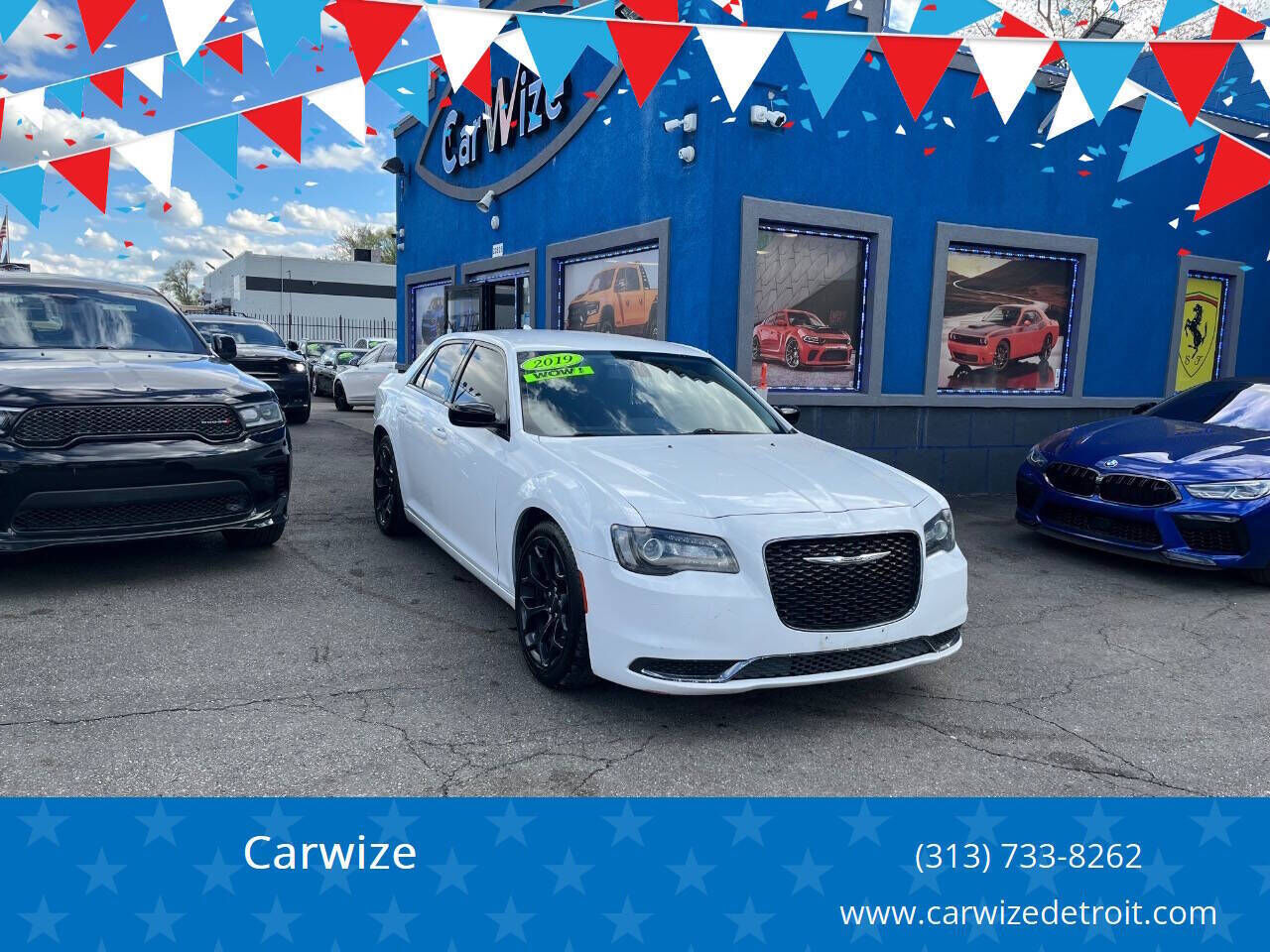 2019 CHRYSLER 300
