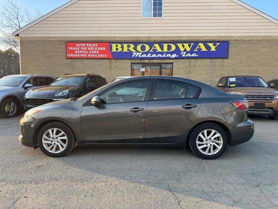 2012 MAZDA Mazda3