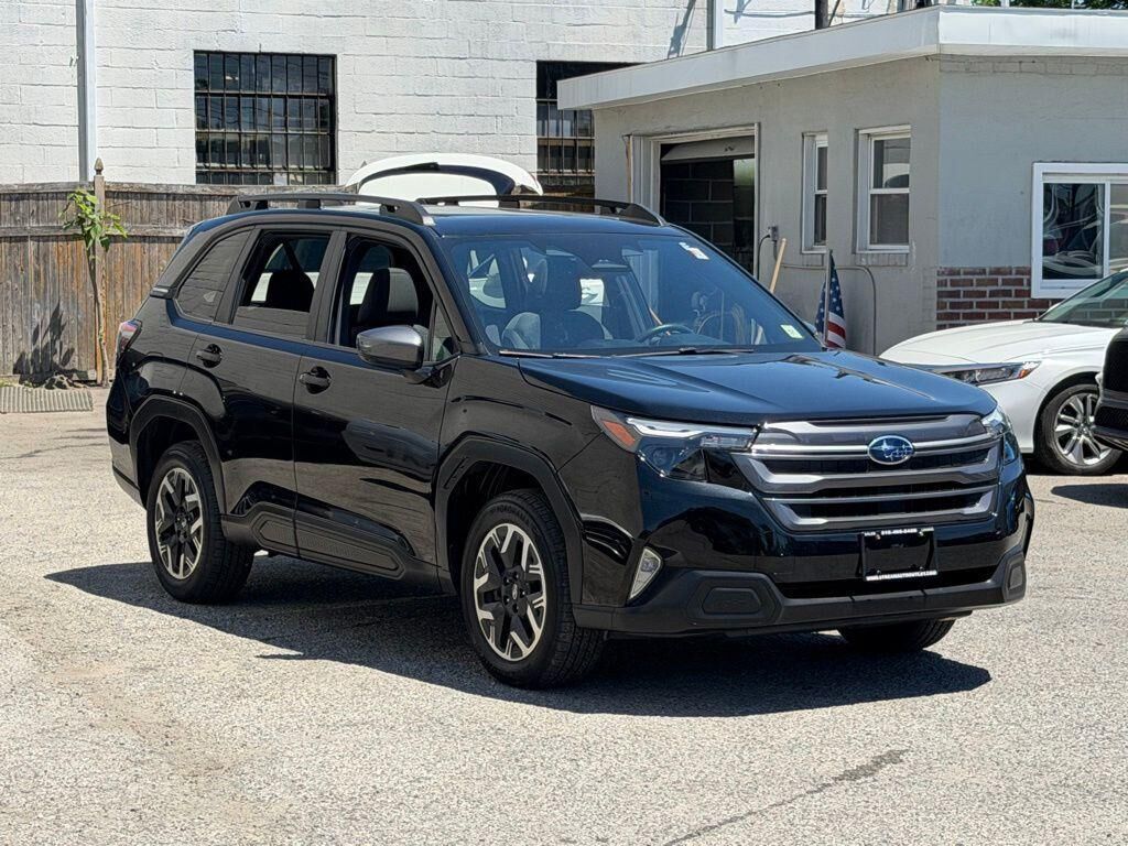 2025 SUBARU Forester