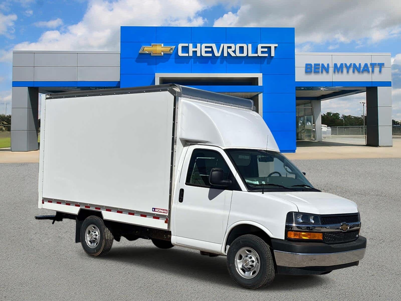 2025 CHEVROLET Express