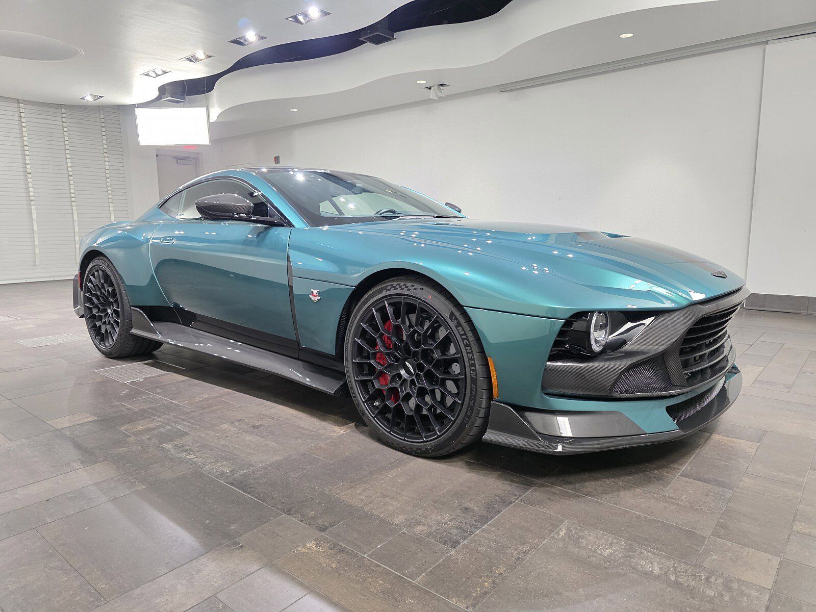 2024 ASTON MARTIN VALOUR