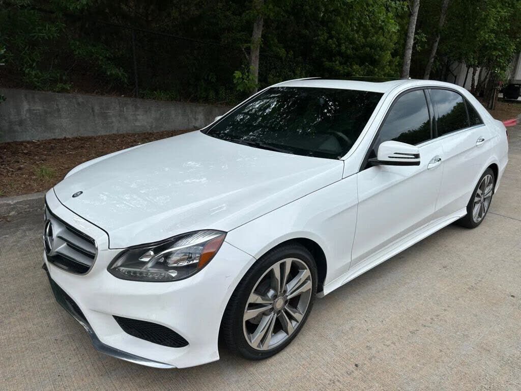 2016 MERCEDES-BENZ E-Class