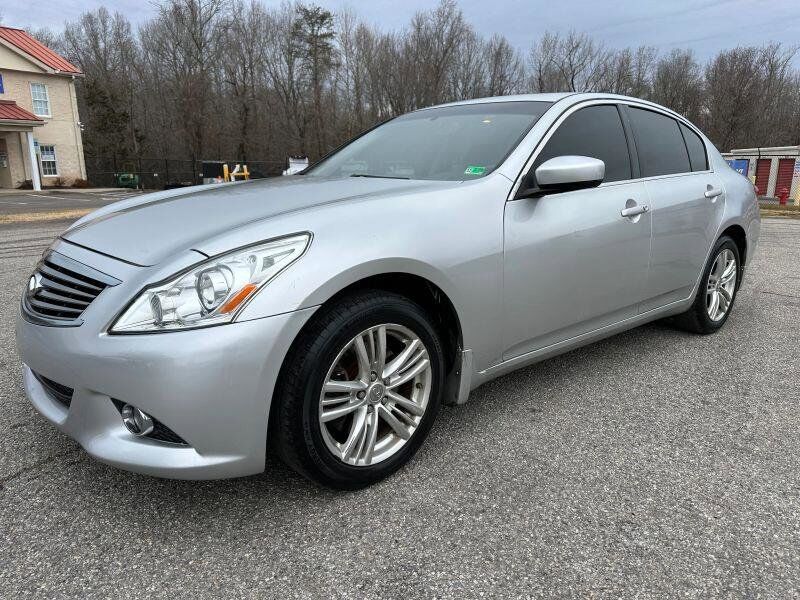 2011 INFINITI G25