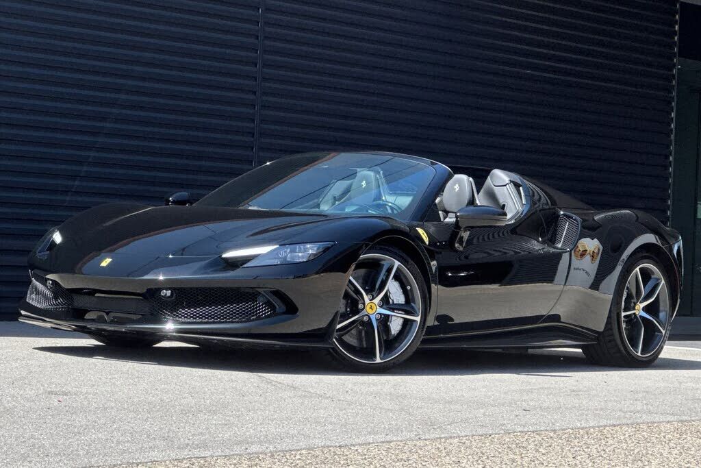 2024 FERRARI 296 GTS
