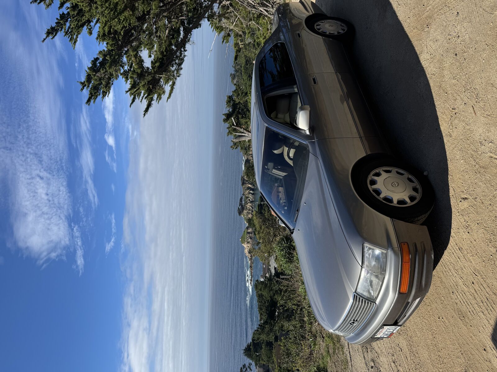 Lexus LS