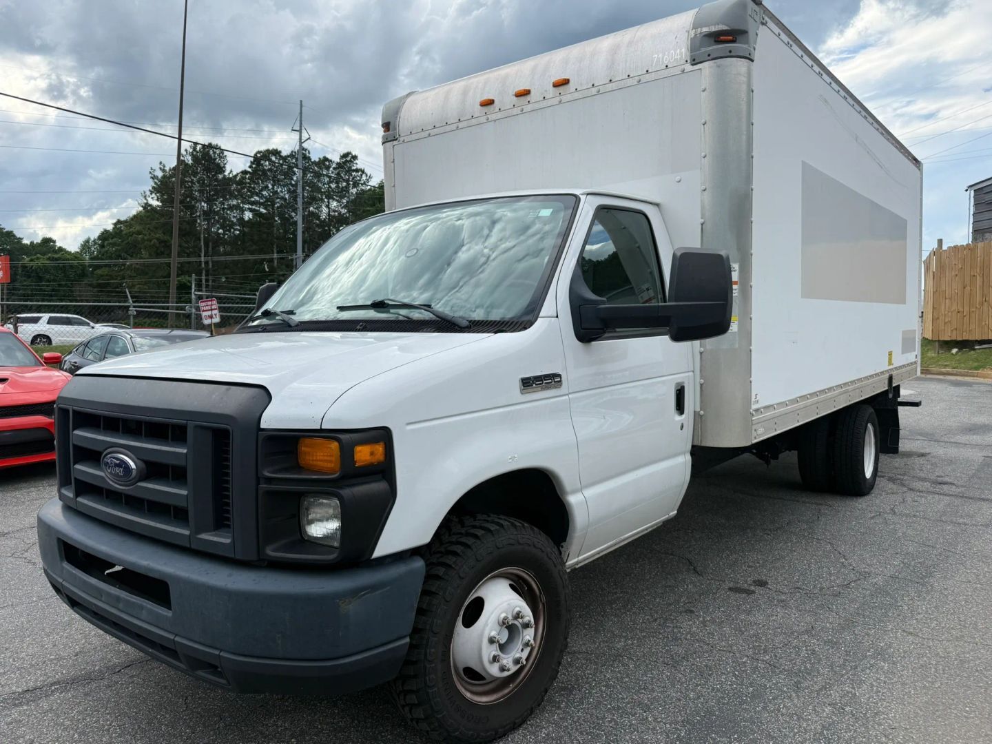2017 FORD E-350
